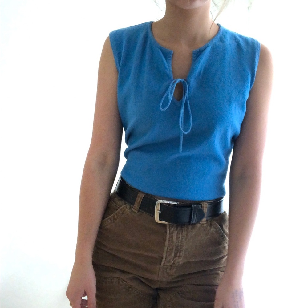 Sweater vest